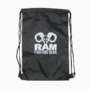 Zwart rugtas van RAM.